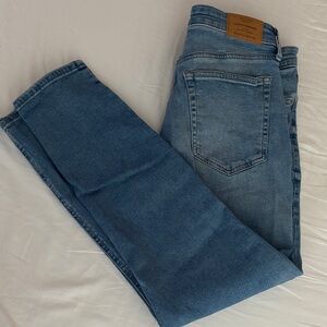 Lucky Brand Light Wash Jeans